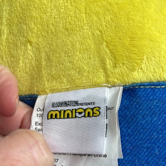 Universal City Studios Illumination Otto Minions Yellow Blue Plush Toy Goggles - Picture 4 of 7